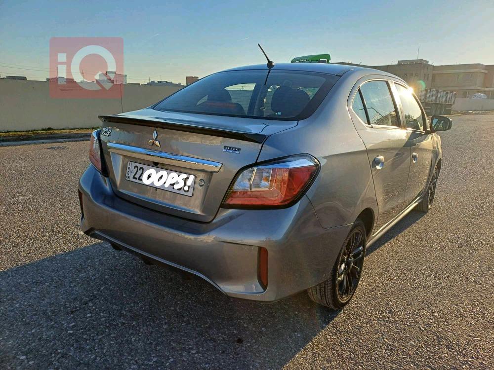 Mitsubishi Mirage G4